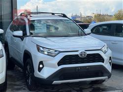 تۆیۆتا ڕاڤ 4